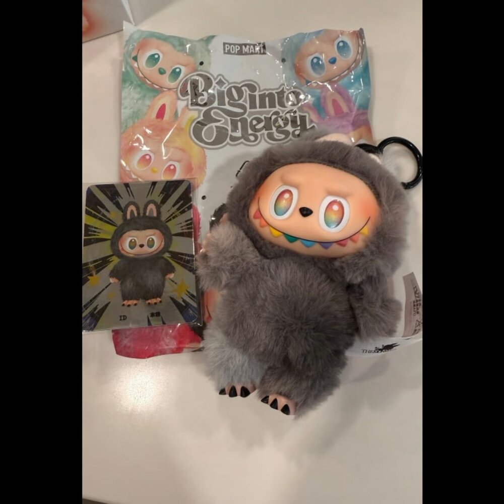 LABUBU The Monsters V3 Big Into Energy ID Secret Confirmed In Hand